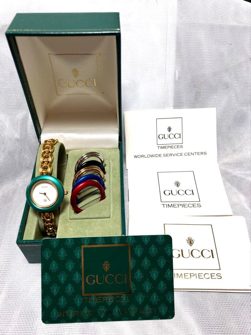 い*か様 グッチ チェンジベゼル ホワイト文字盤【稼働品】