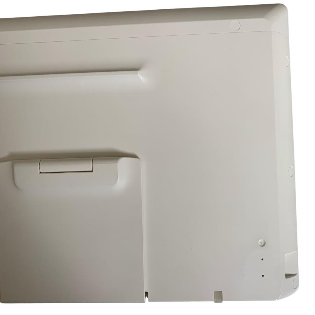 【美品】パナソニック プライベートビエラ 10V型 SV-ME7000-W