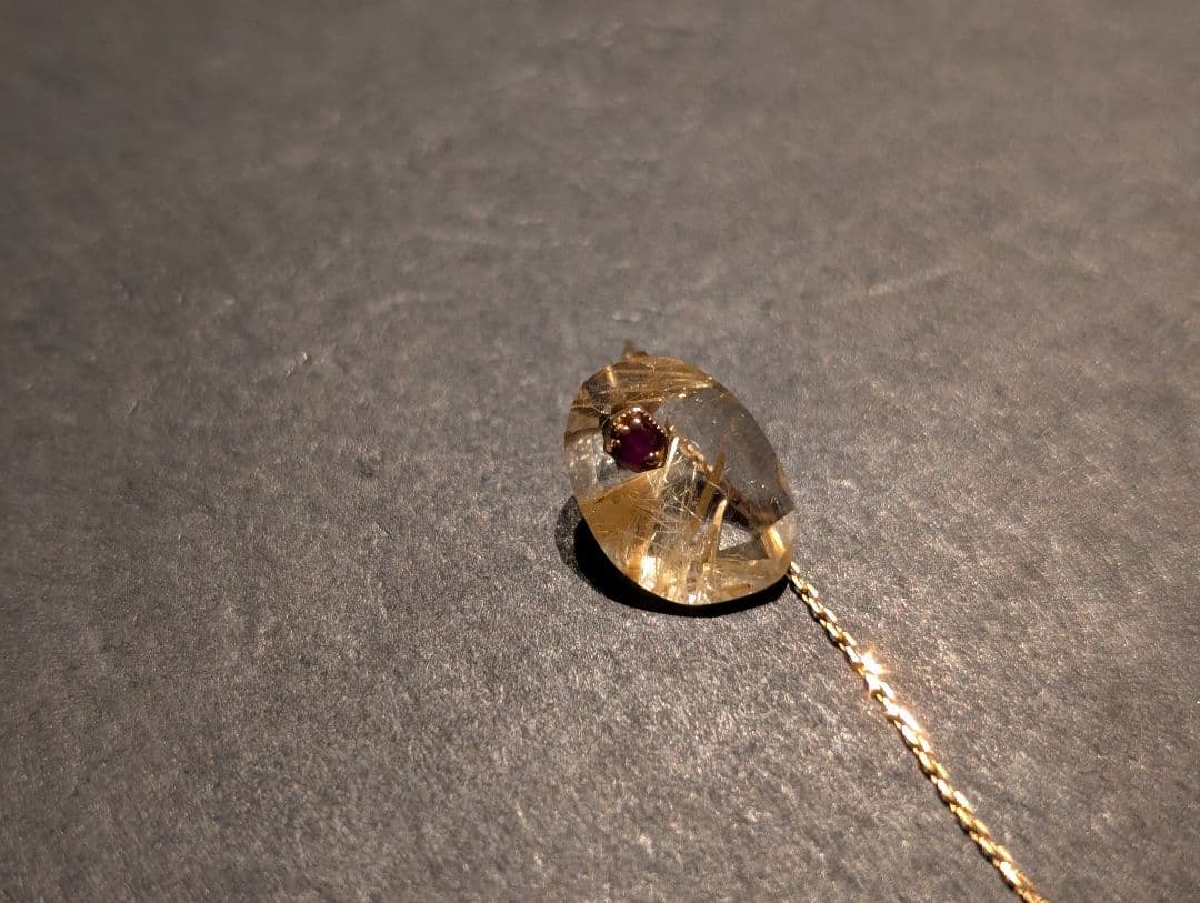 MONAKA Jewellery　モナカ　フラットピアス　ルチルクォーツ