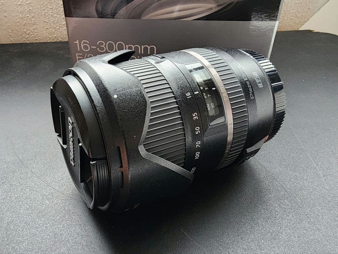 タムロン 16-300 F3.5-6.3 Di II VC MACRO EF