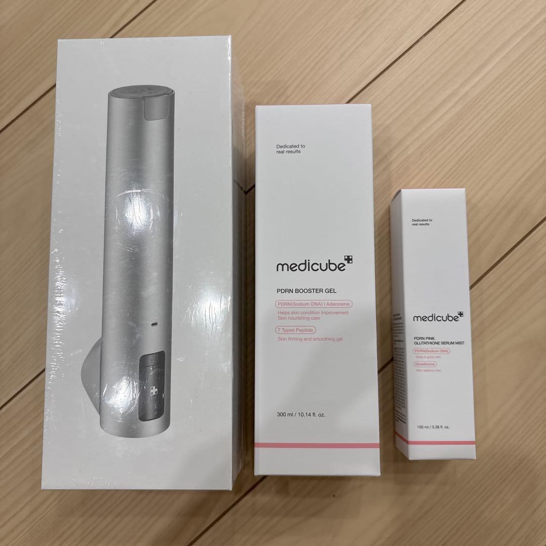 メディキューブ　AGE-R ハイフォーカスショット　美顔器　ブースター