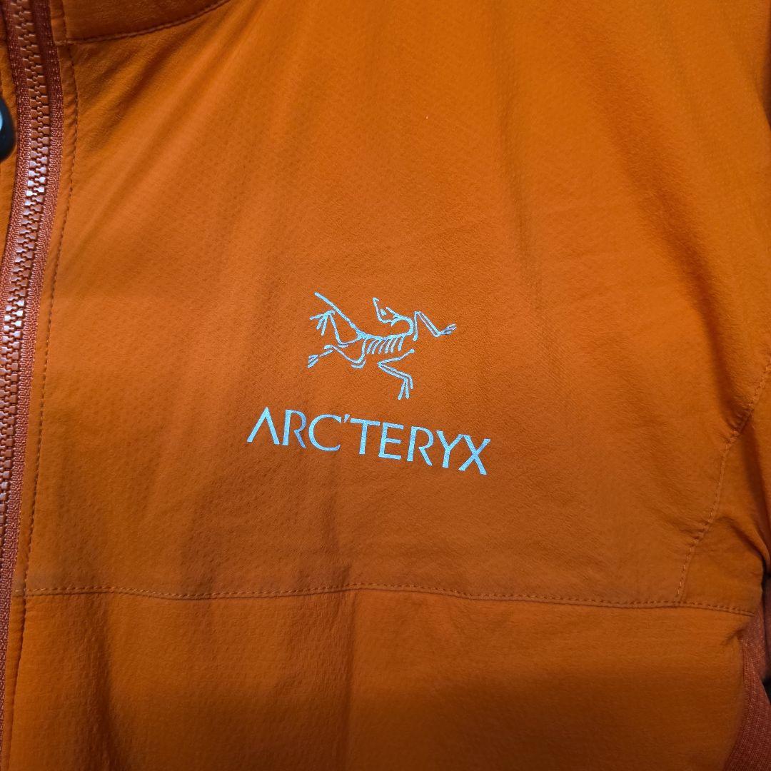 2013年8月生産　アークテリクス　アトムLTジャケット　サイズM 希少カラー！