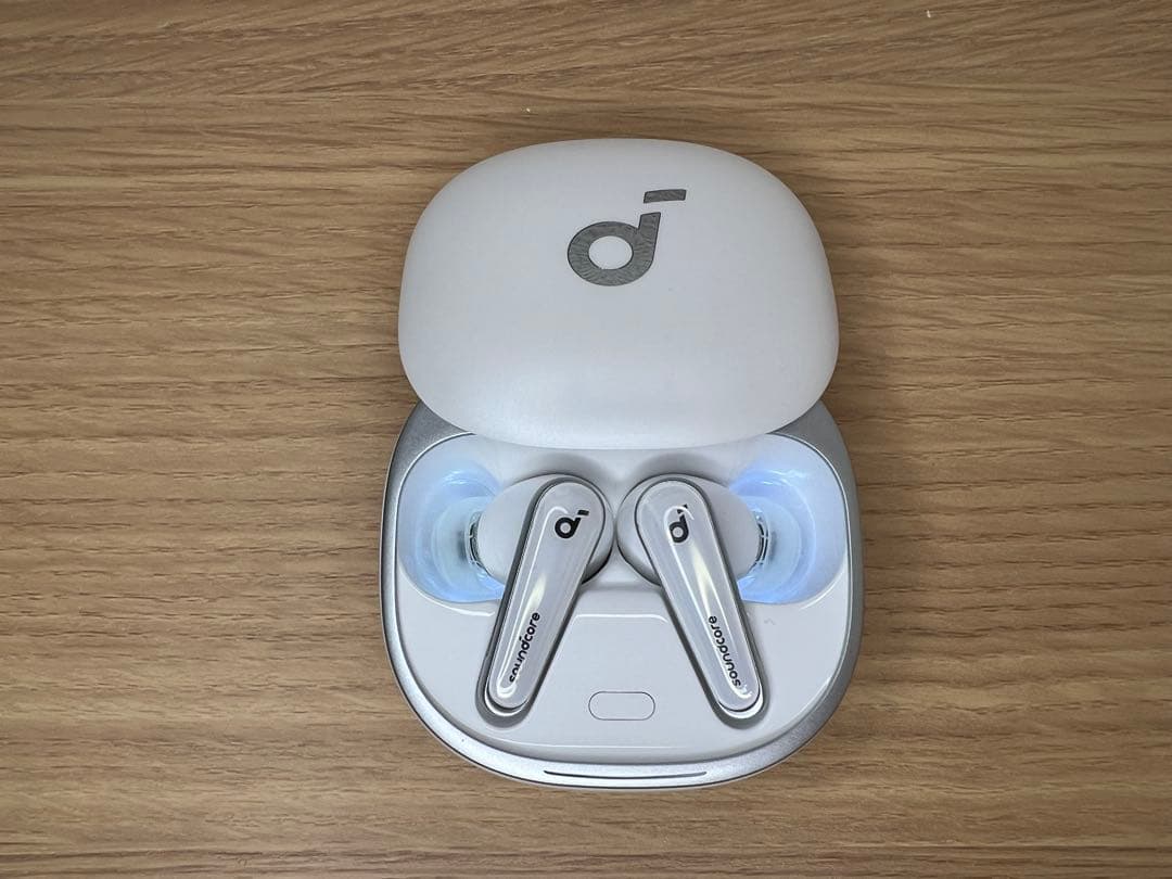 Anker Soundcore Liberty 4 ワイヤレスイヤホン　ホワイト