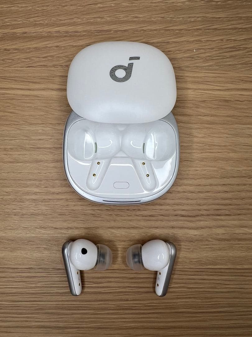 Anker Soundcore Liberty 4 ワイヤレスイヤホン　ホワイト