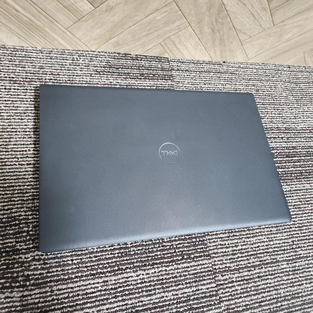 Windowsノート本体 DELL Vostro 3530 i7-1355U 120Hz