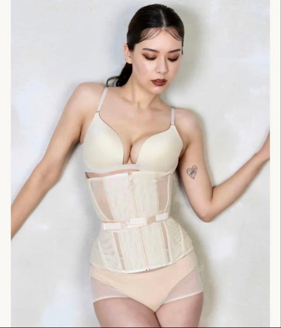 Enchanted Corset 日本製　Venus S ベージュ　元鈴木さん