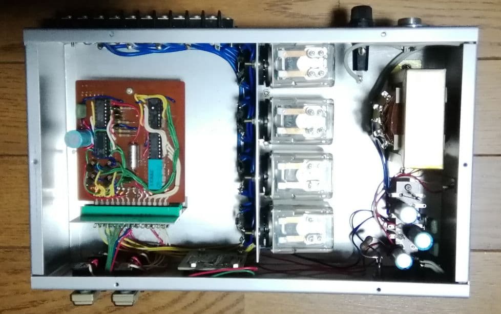 自作　　スピーカーセクター　ステレオ四組切り替え