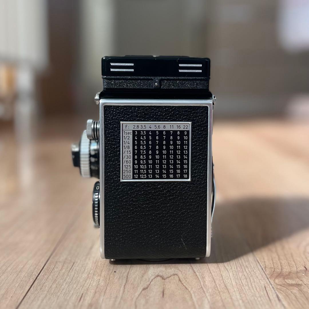 フィルムカメラ Rolleiflex 3.5F Xenotar 75mm Schneider