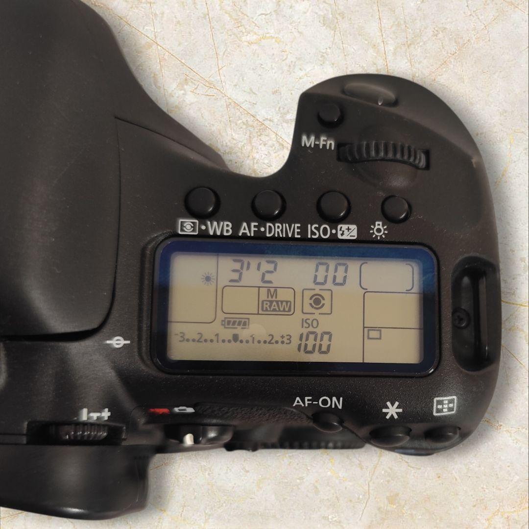 Canon EOS 7D キャノン デジタル一眼レフ ボディ