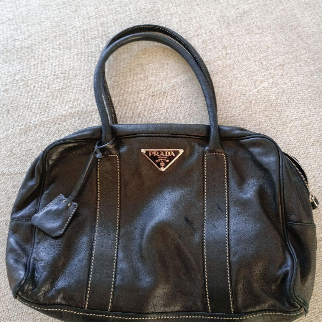 PRADA ブラックレザー バッグ