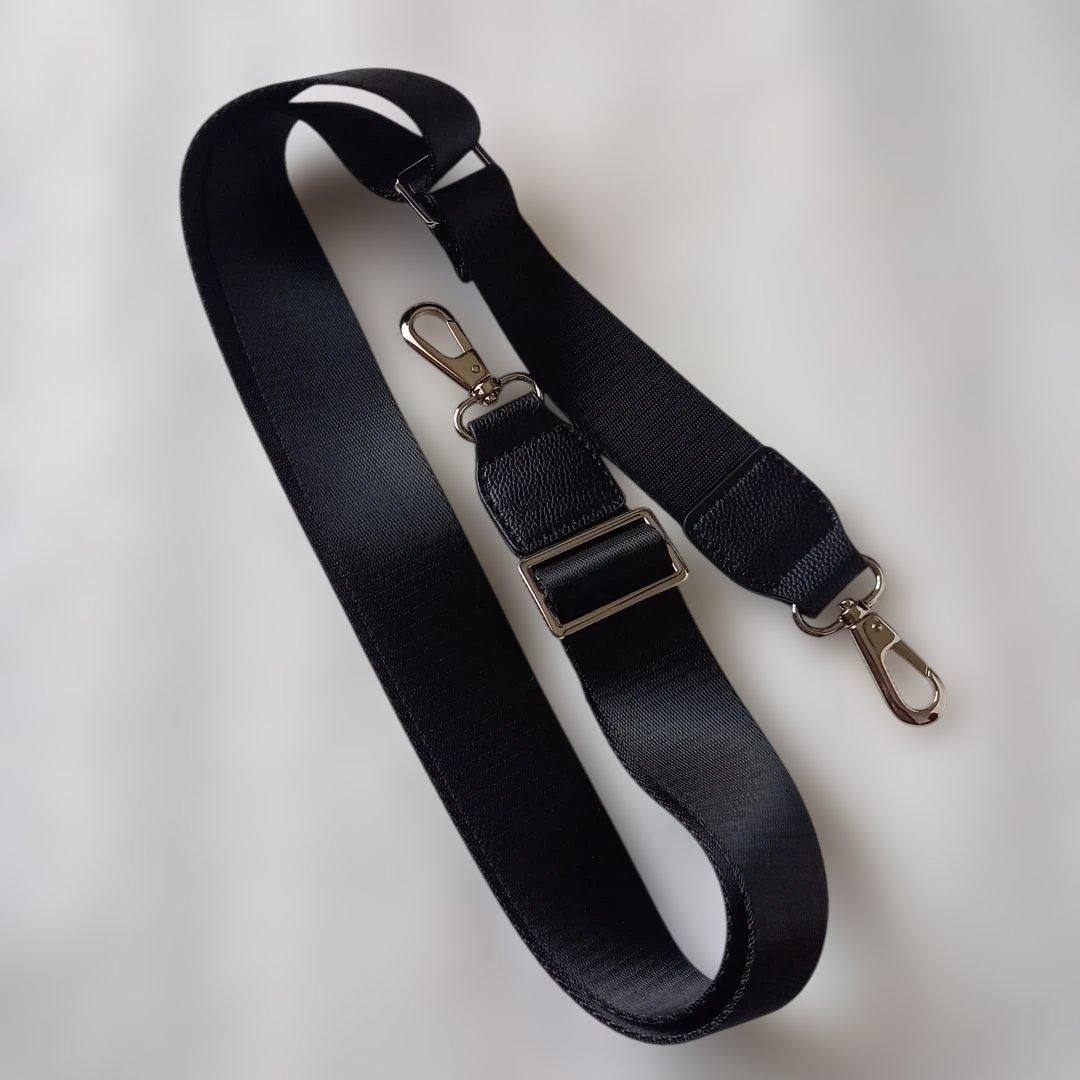 新品未使用　SHIPS　ビジネスバッグ　ブラック　レザー　通勤　通学　A4可