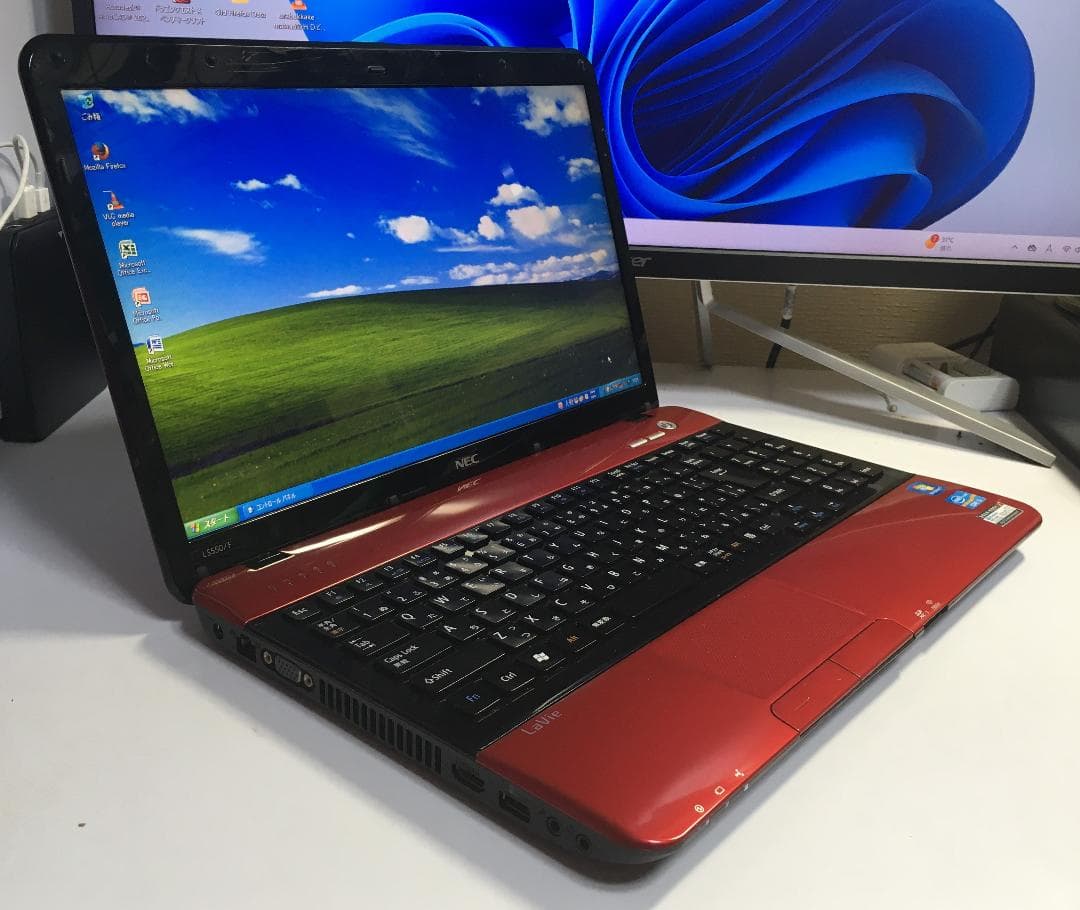Windowsノート本体 NEC LaVie S LS550/F Core i5 WindowsXP