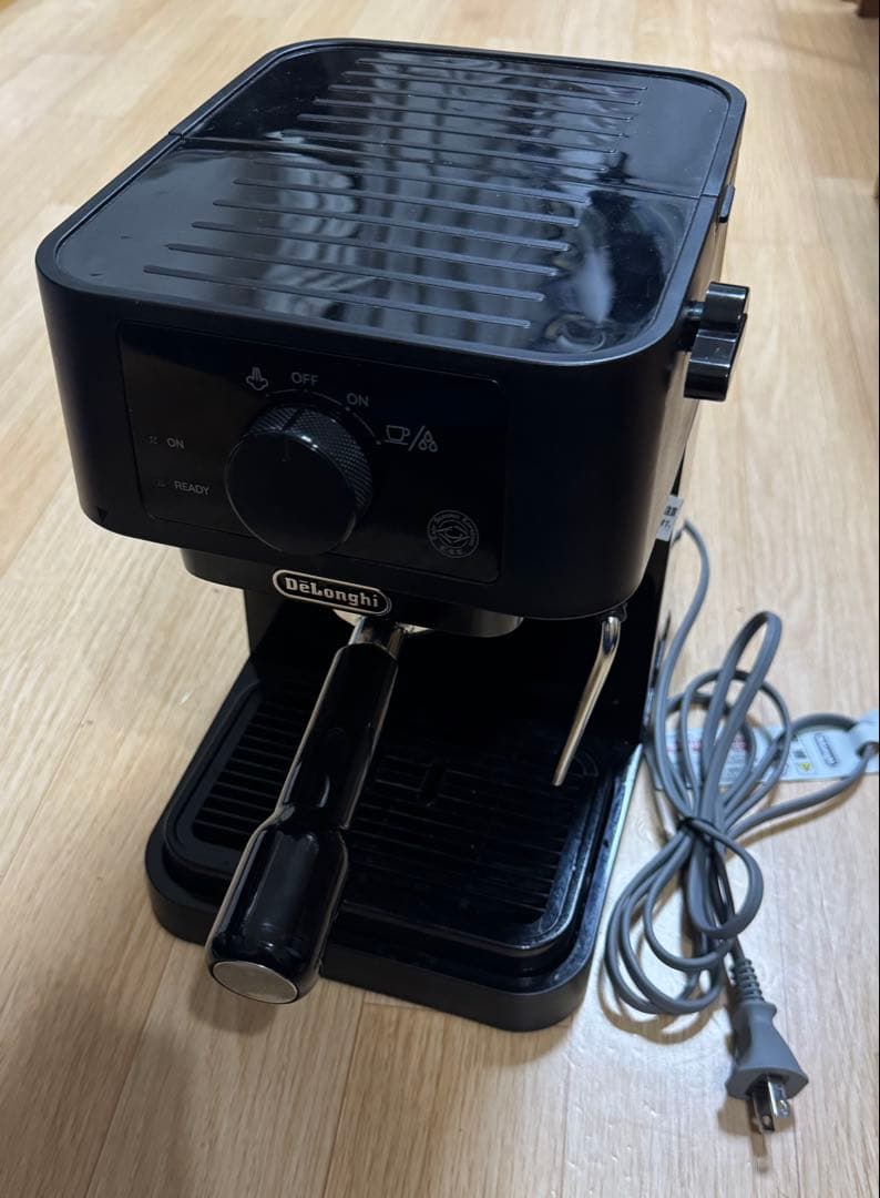 美品 デロンギ スティローザ EC235J-BK ボトムレスフィルター付