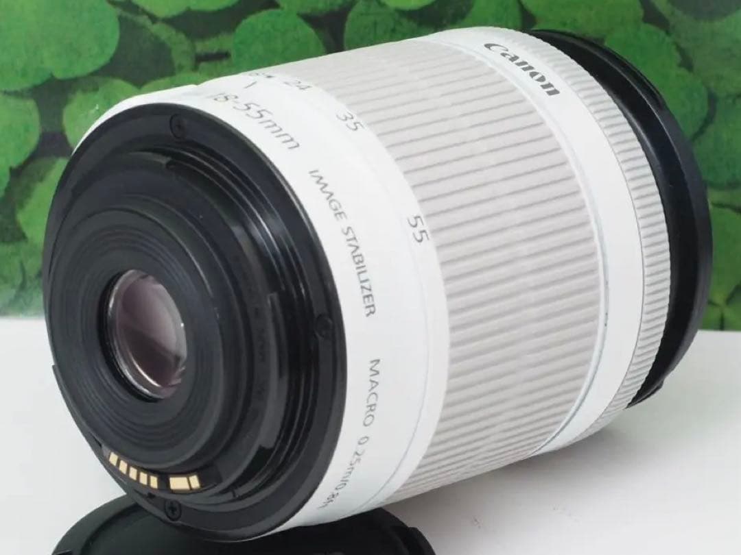 【美品】スマホへ転送も可能❤️希少な白 キャノンKissX7❤️標準レンズセット