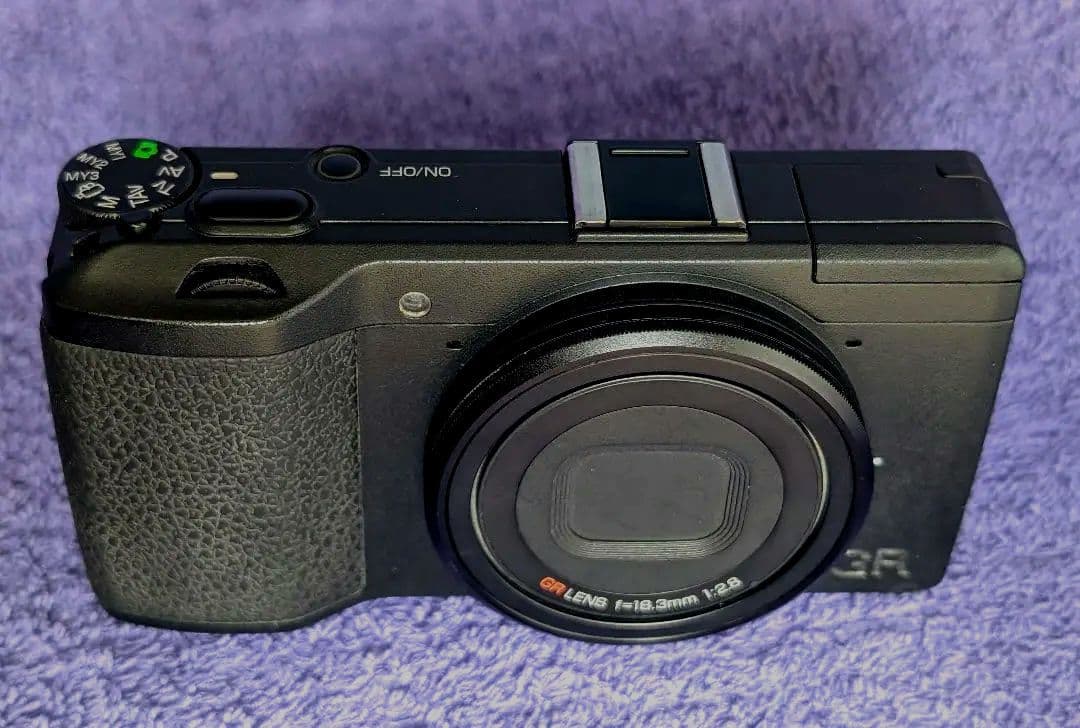 RICOH GR APS-C版 初代デジタルカメラ