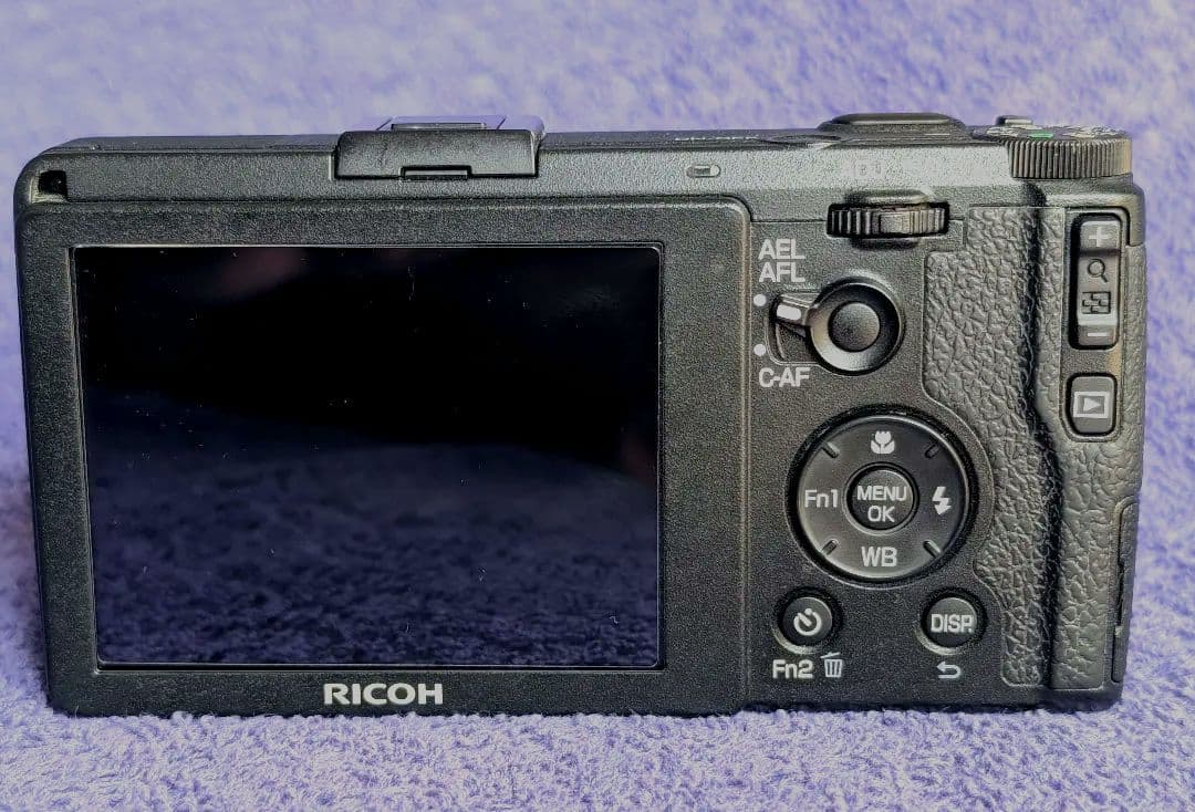 RICOH GR APS-C版 初代デジタルカメラ