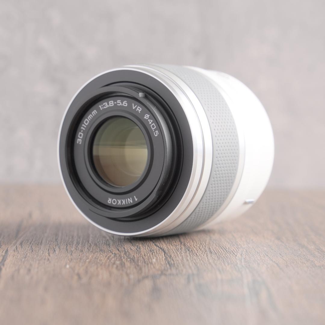 ✨超美品✨手振れ補正付✨1 NIKKOR 30-110mm ホワイト　707-2