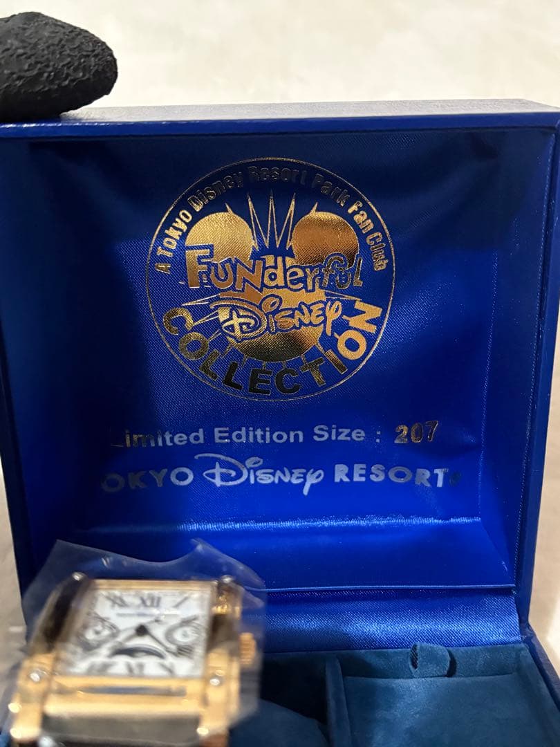 り*か様 ★激レア★ ディズニー ★ファンダフルメンバー限定ウオッチ★ ウォッチ