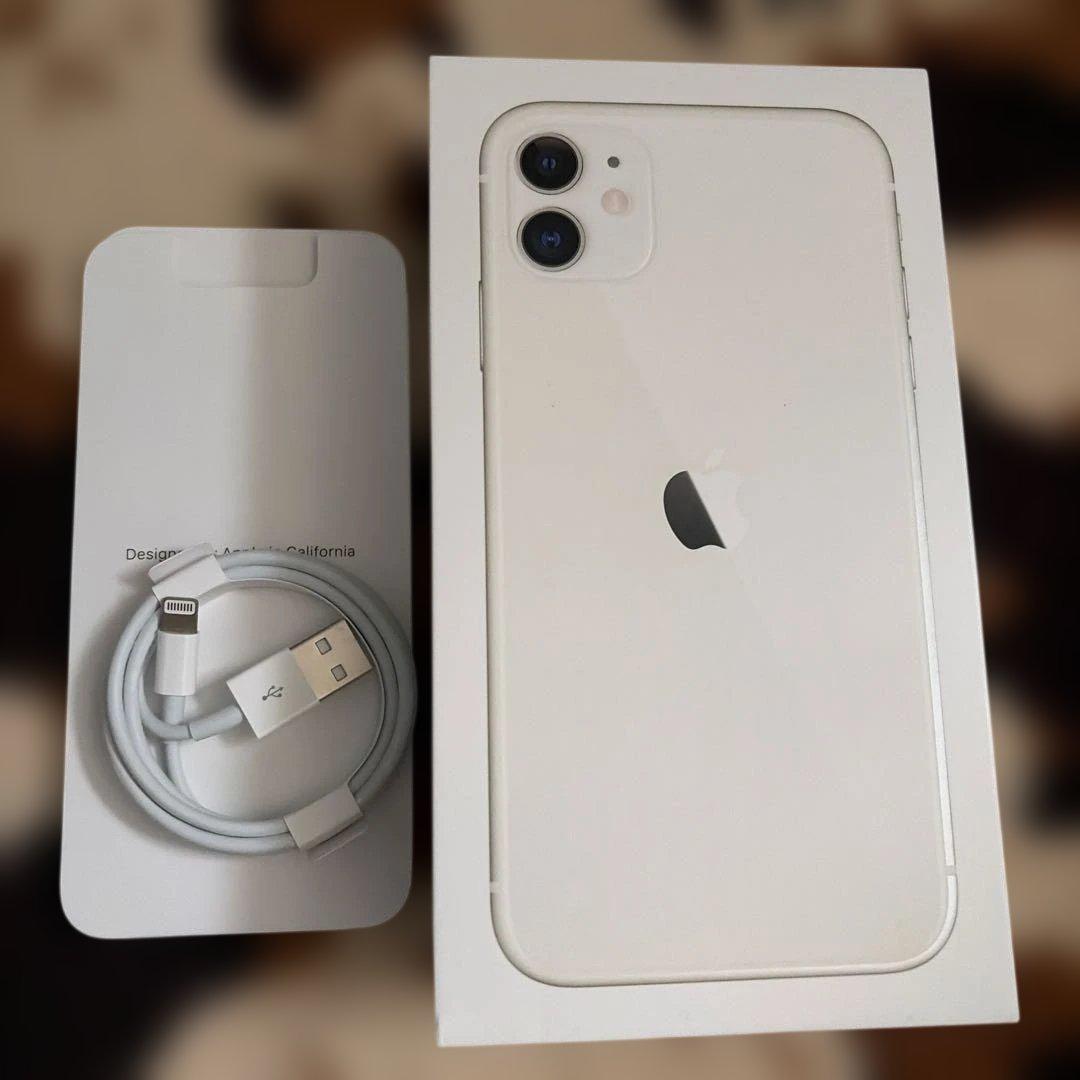 Apple iPhone 11ホワイト 本体