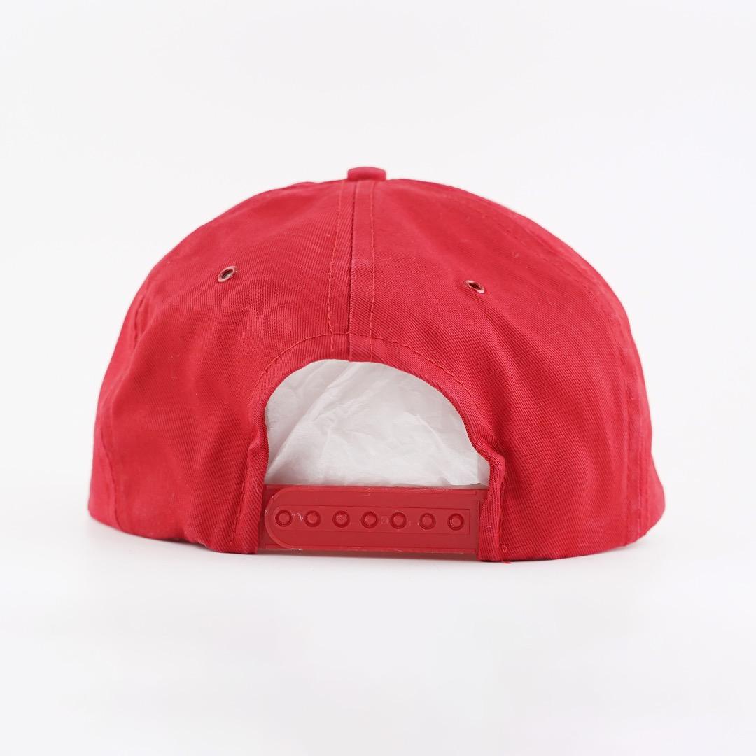 Marlboro マルボロ 帽子 キャップ ロゴ 刺繍 90s 赤 18397