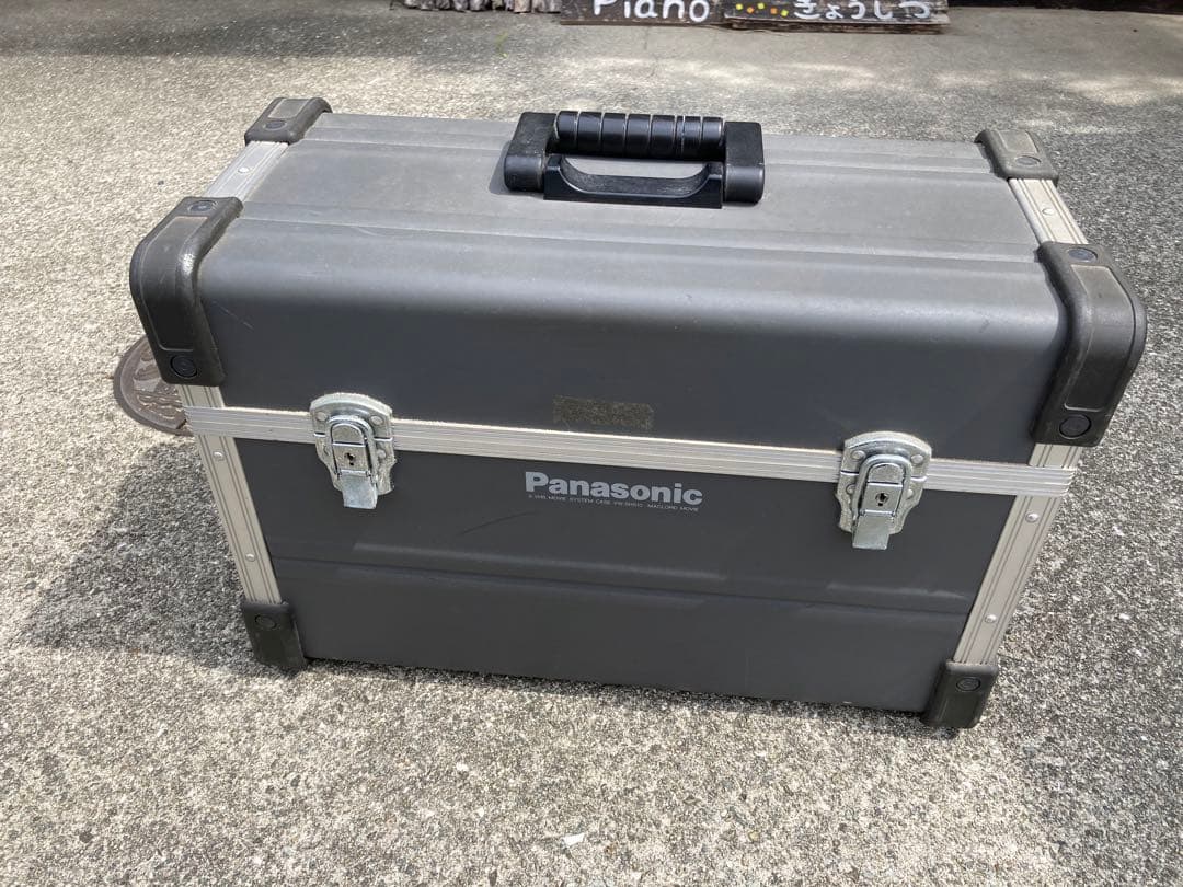 マックロードムービーAG-420 業務用ビデオカメラ S-VHS