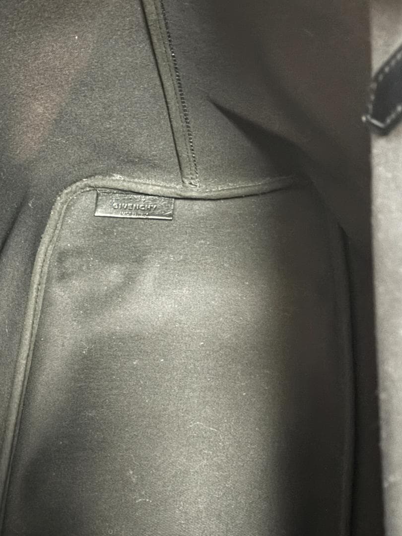 GIVENCHY ジバンシー ロットワイラー トートバック ポーチ付き