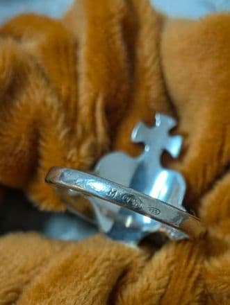 Vivienne Westwood ディアマンテハートオーブリング／Ｍサイズ