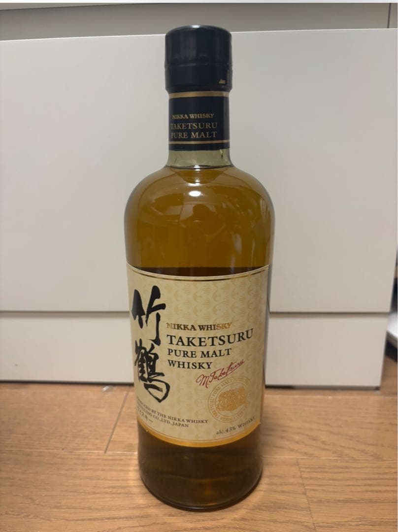 竹鶴　NIKKA TAKETSURU ピュアモルト　700ml
