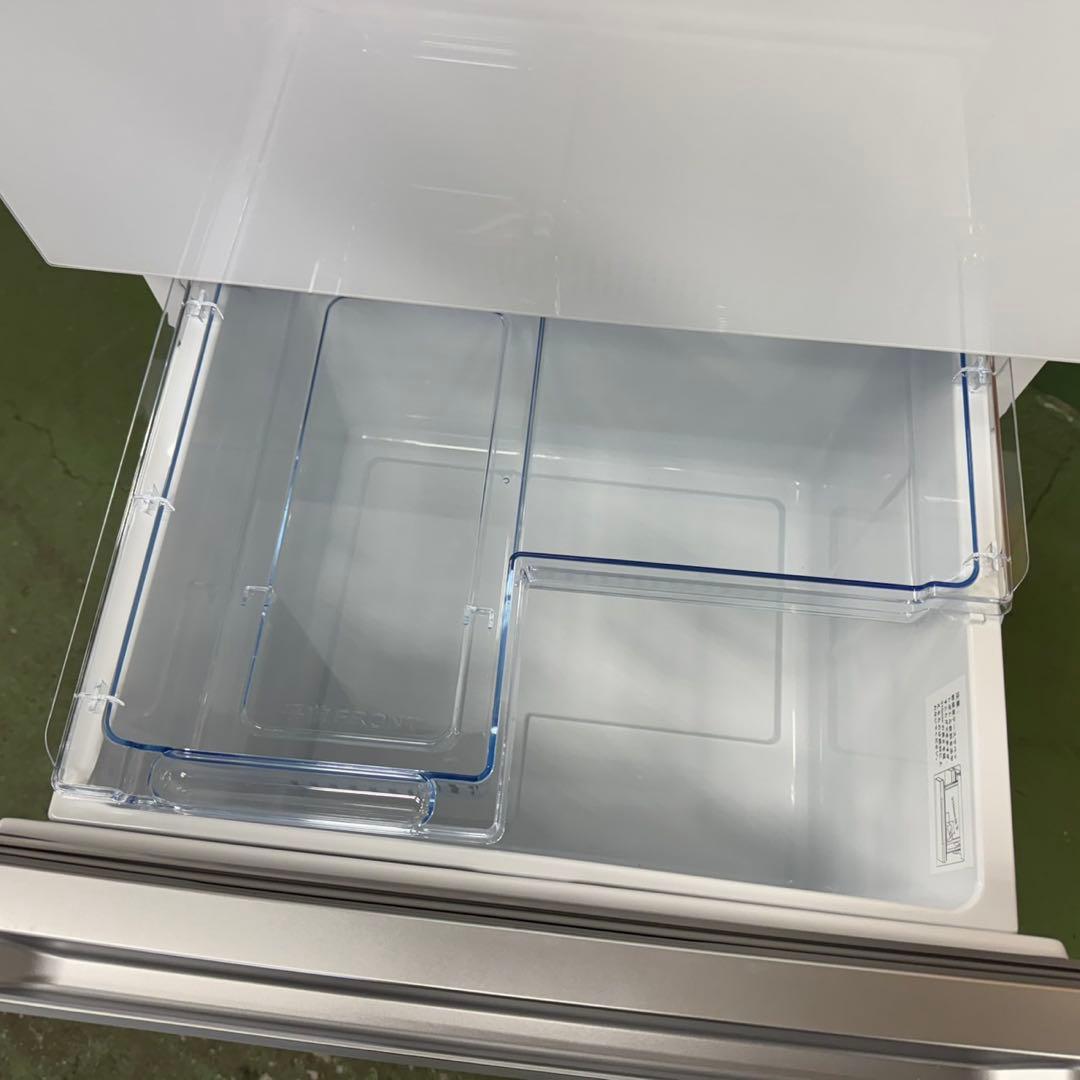 334 2025年製　大型冷蔵庫　300L強　小型　自動製氷　右開き　3ドア