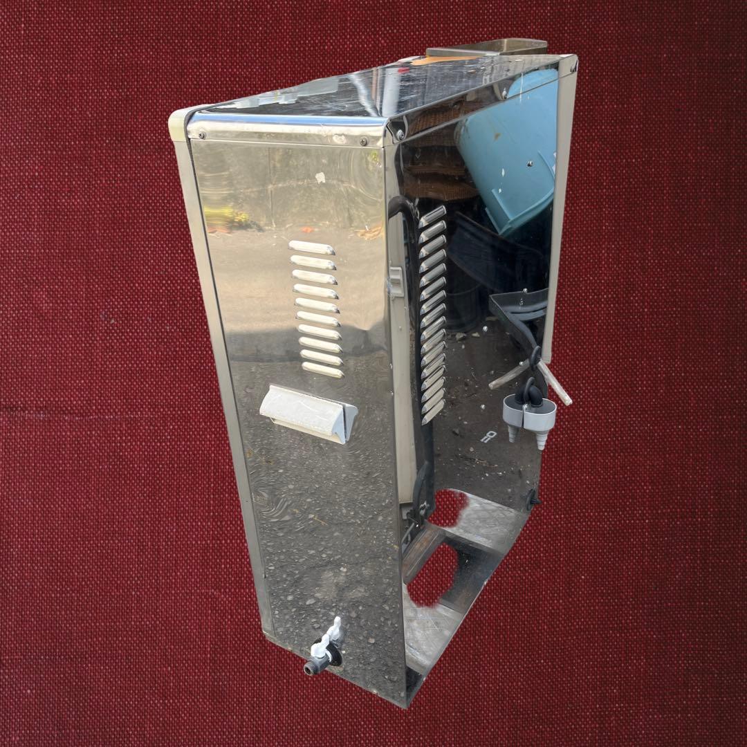 石油ボイラー 長府製作所 CВК-N453AFTP 給湯専用 減圧式。