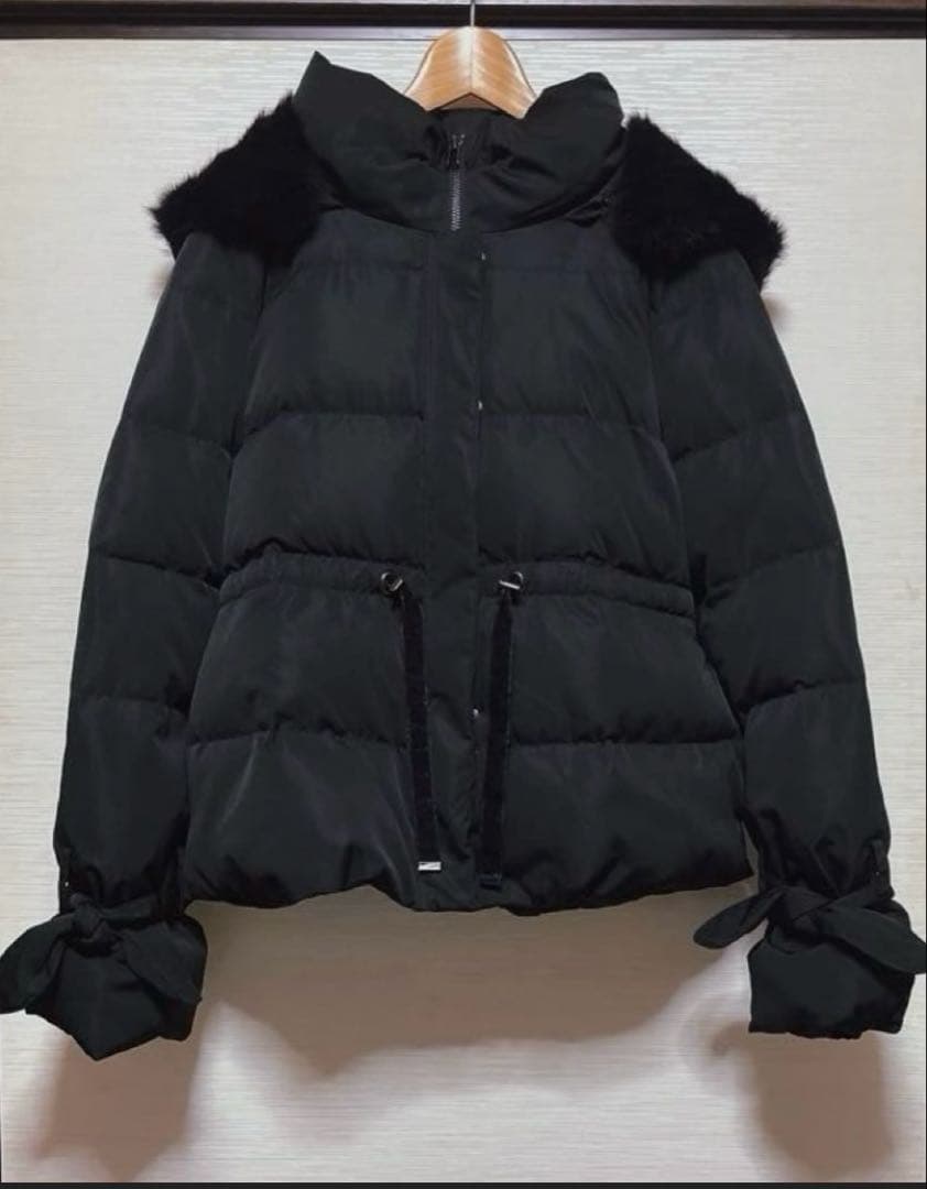 RUIRUE BOUTIQUE ラビットファーフードショート丈ダウンジャケット