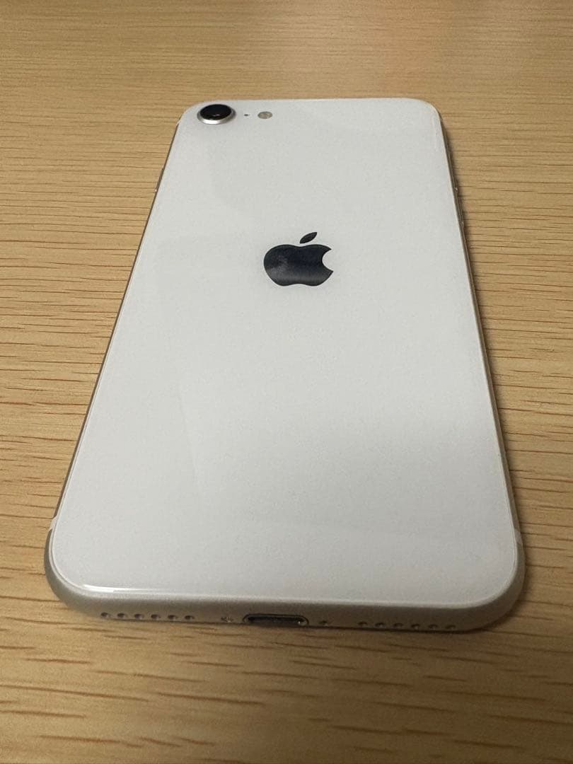 iPhone SE2 128GB simフリー バッテリー80% ホワイト