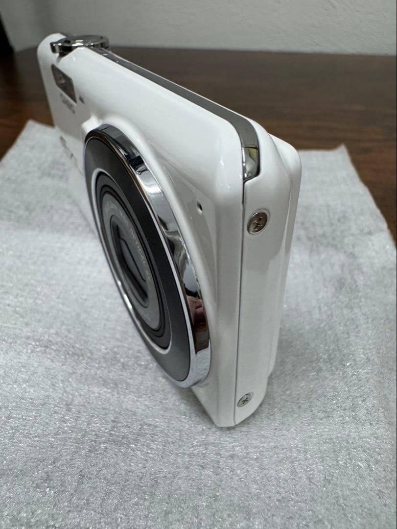 超美品 CASIO EXILIM EX-ZS35 ホワイト