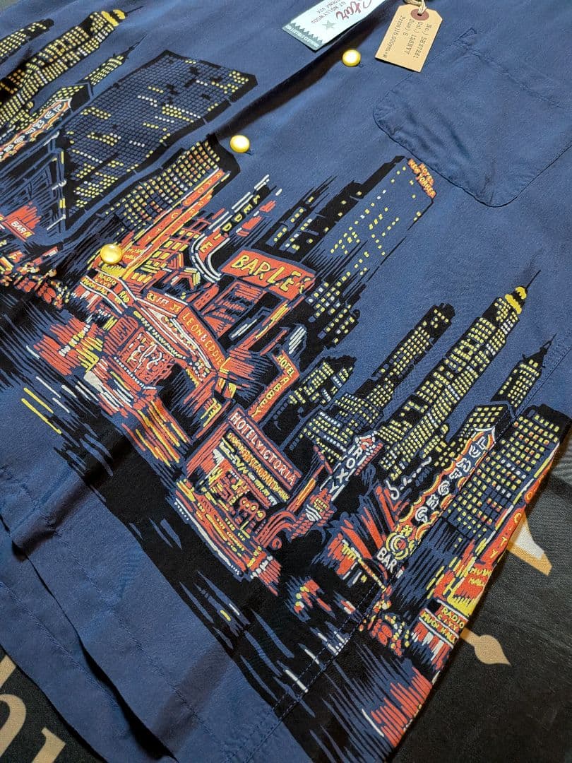 スター オブ ハリウッド アロハシャツ マンハッタン Small