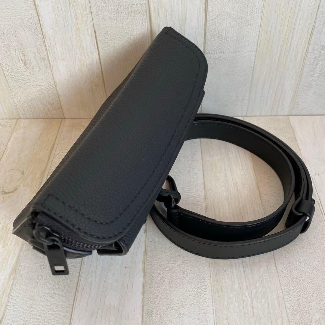 極美品　ルイヴィトン　LV パイロット　ウェアラブル　ウォレット　黒　4K32