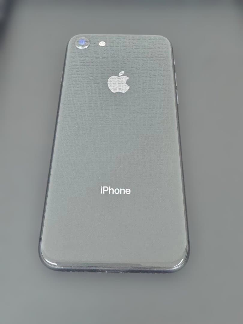 【auSIMフリー】iPhone 8 Space Gray 64GB 動作確認済