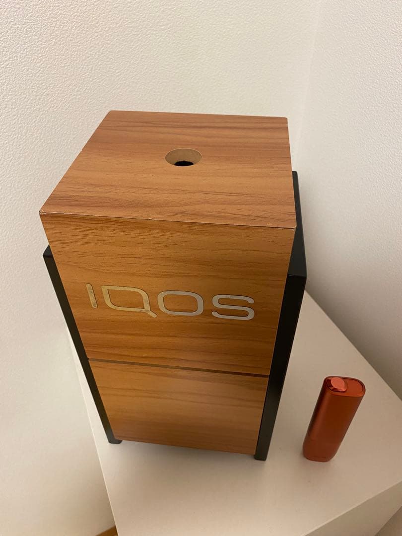 IQOS 置き型灰皿 木製　蓋付き　非売品　レア品