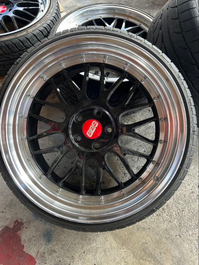 BBS LM “風” バリ溝タイヤ付き