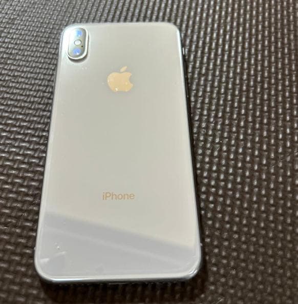 Apple iPhone X 64GB 白 本体