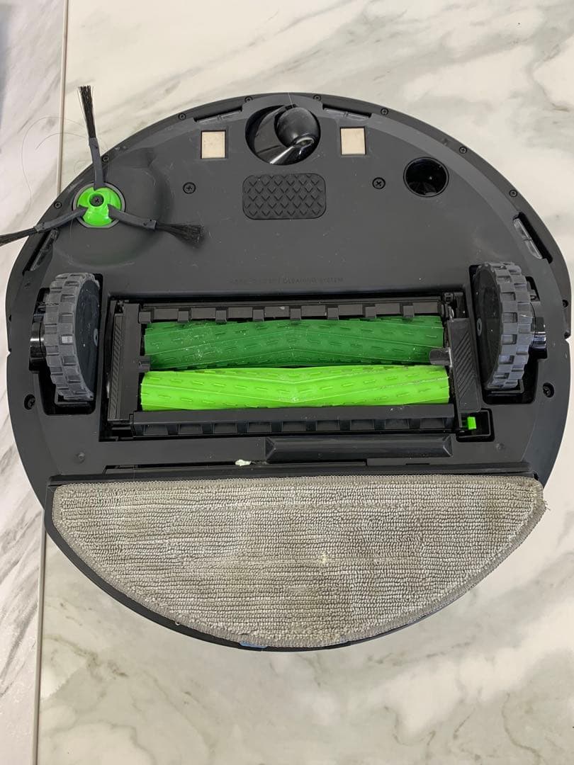 # アイロボット ルンバ iRobot Roomba i5+