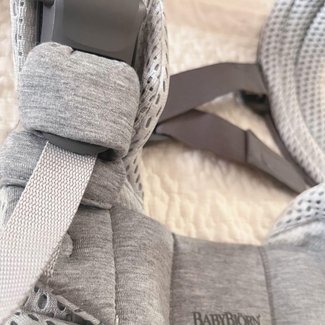 ベビービョルン　ハーモニー　グレー