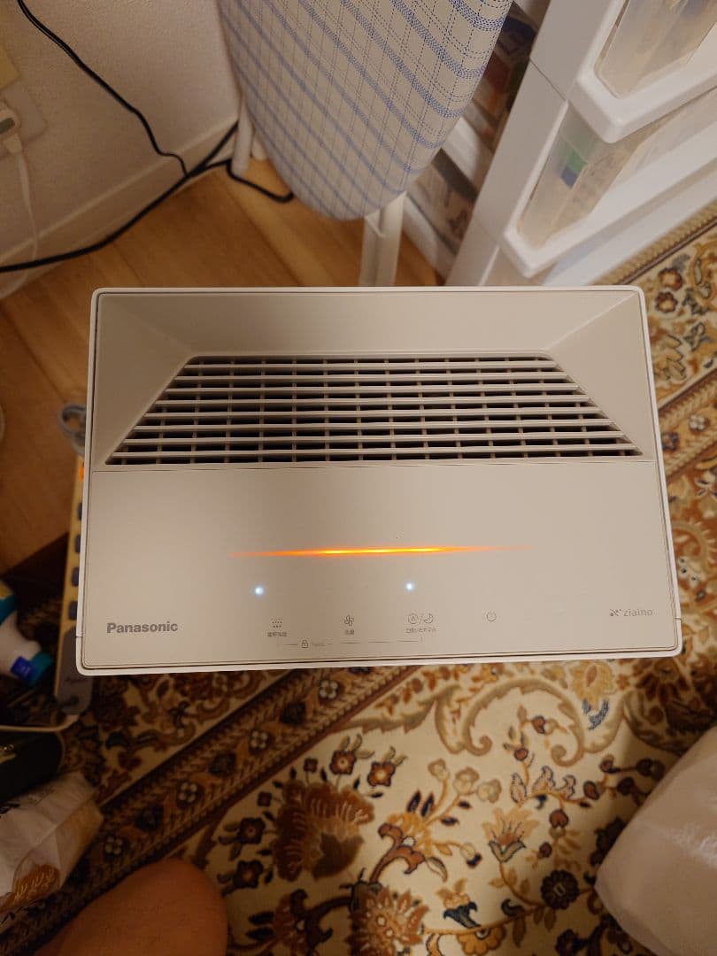 あ*ん様 Panasonic 空気清浄機 F-ML4000B-W ホワイト