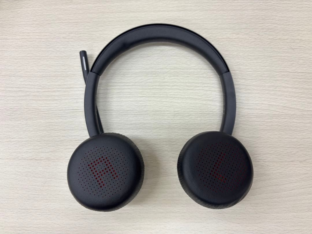 Poly Voyager 4320 UC Series ヘッドセット 17