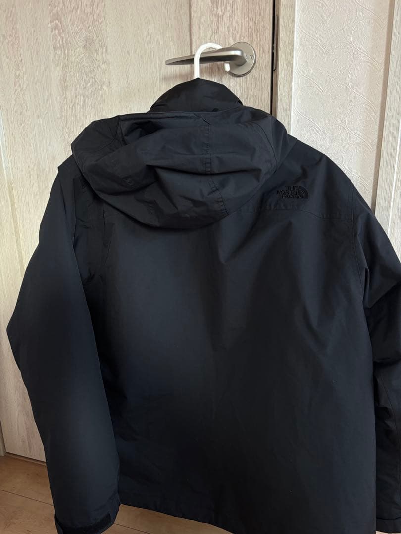 NPW62453ノースフェイス カシウストリクライメイトジャケット 中綿 黒