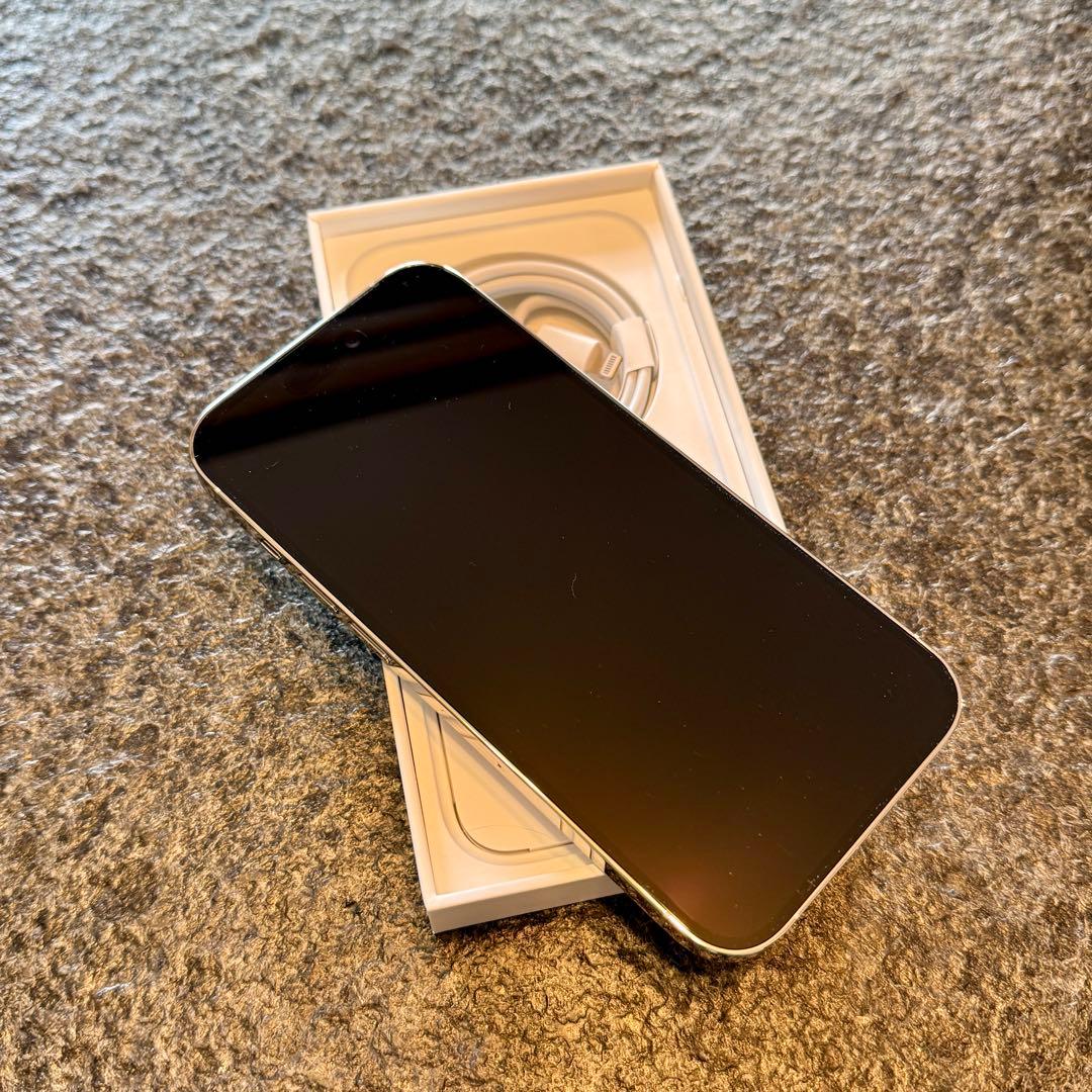 【iPhone】iPhone14pro 256GB シルバー