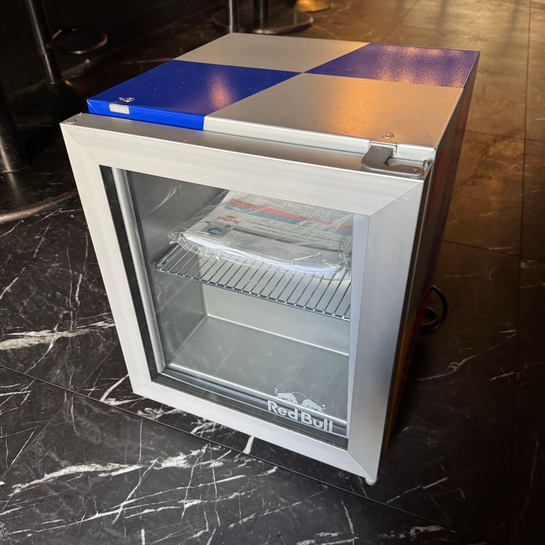【非売品】未使用 Red Bull 小型冷蔵庫 ガラス扉 2段収納#インテリア