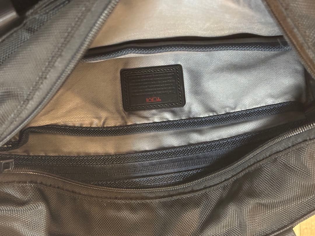 TUMI Alpha3 バリスティックナイロン エクスパンダブルトート ビジネス