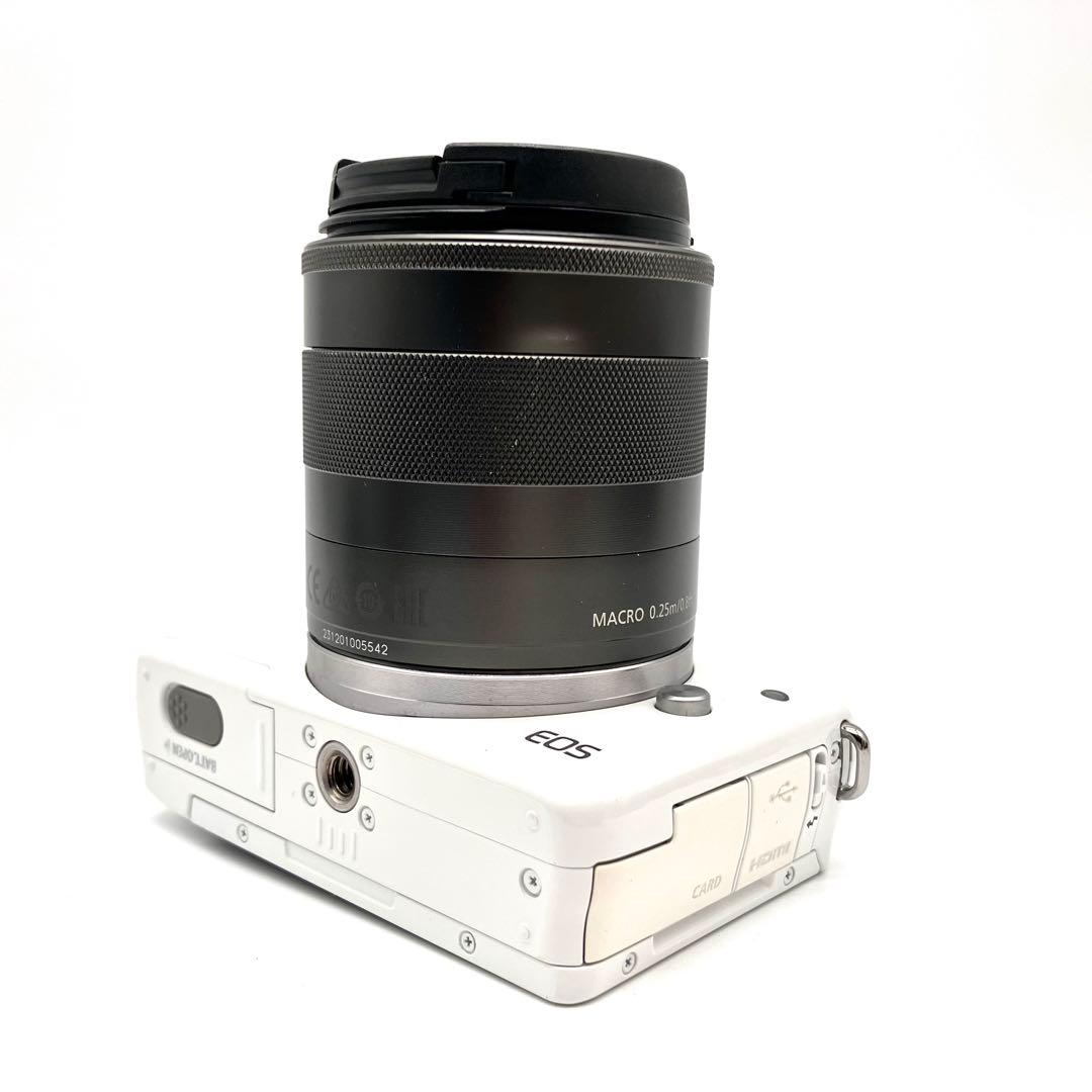 Canon EOS M10 ホワイト 18-55mmレンズセット