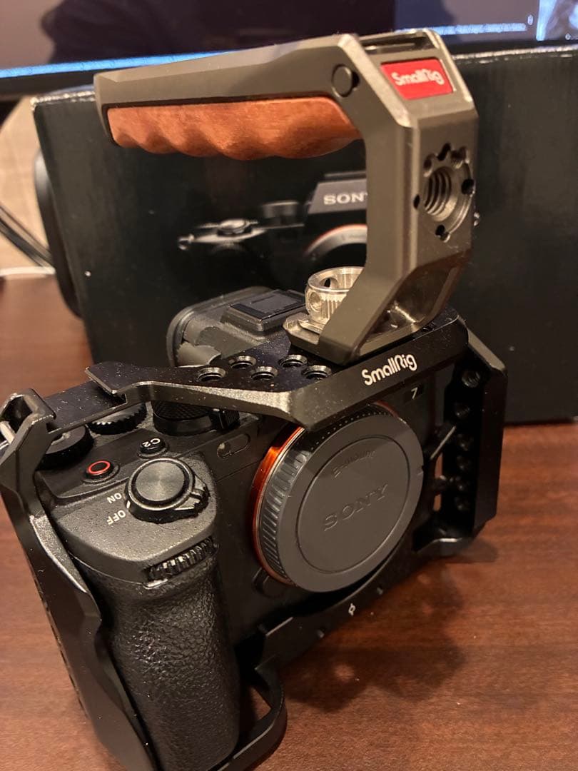 SONY α7IV ボディ ＋ SmallRigリグセット