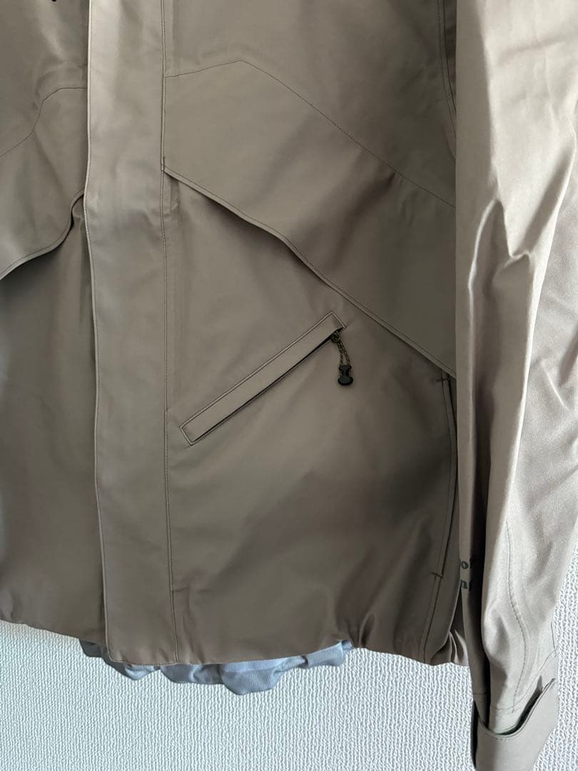 METROPOLIS FISHING WILD THINGSシェルジャケット